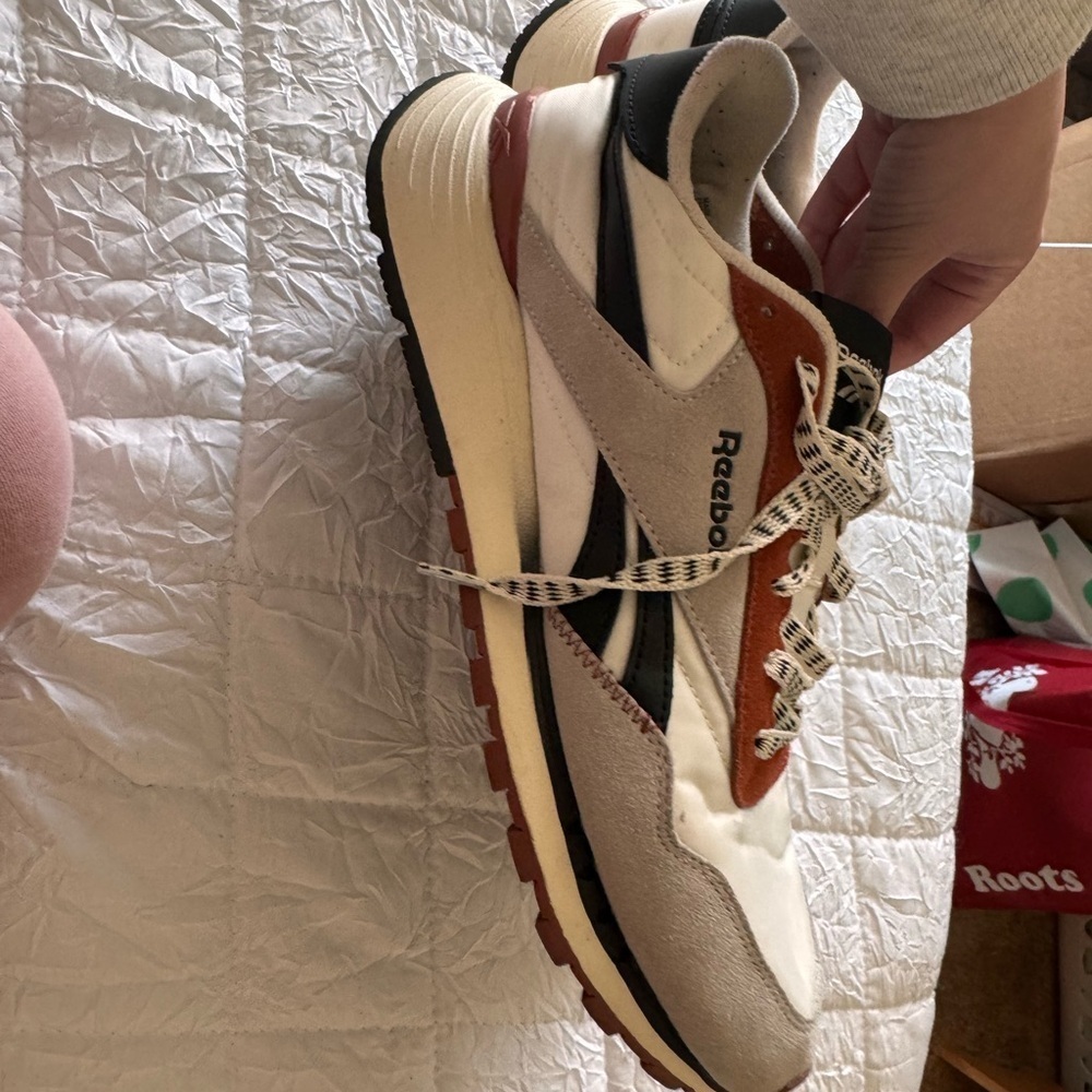 Reebok White and Tan Sneakers - Picture 2 of 4